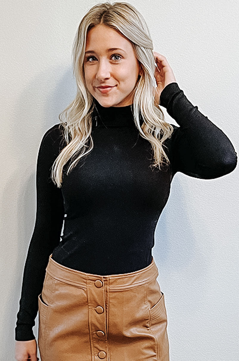 Gotta Have It Seamless Ribbed Long Sleeve Mock-Neck Top