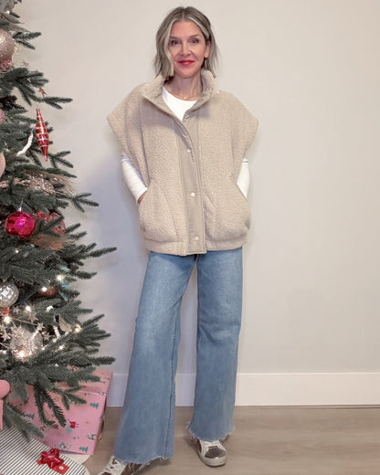 Oversized Micro Sherpa Vest